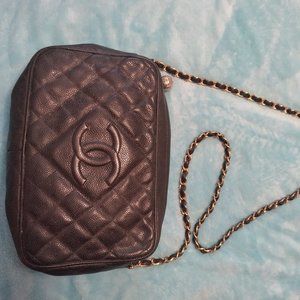 Chanel vintage calfskin purse, gold plated chain